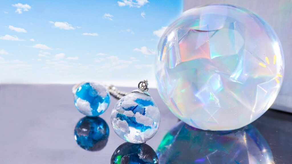 DIY Clear Sky Cloud Necklace Tutorial